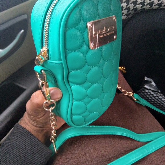 bebe Serafina Quilted Faux-Leather Teal Green / Gold Metal Xbody Bag Purse NWT! - Picture 2 of 12